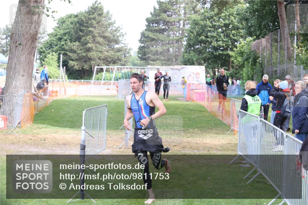 14.06.2026 - 7 Türme Triathlon Andreas Tolksdorf http://msf.ph/oto/9811753 14.06.2026 10:56:20 Schwimmen  meine-sportfotos.de