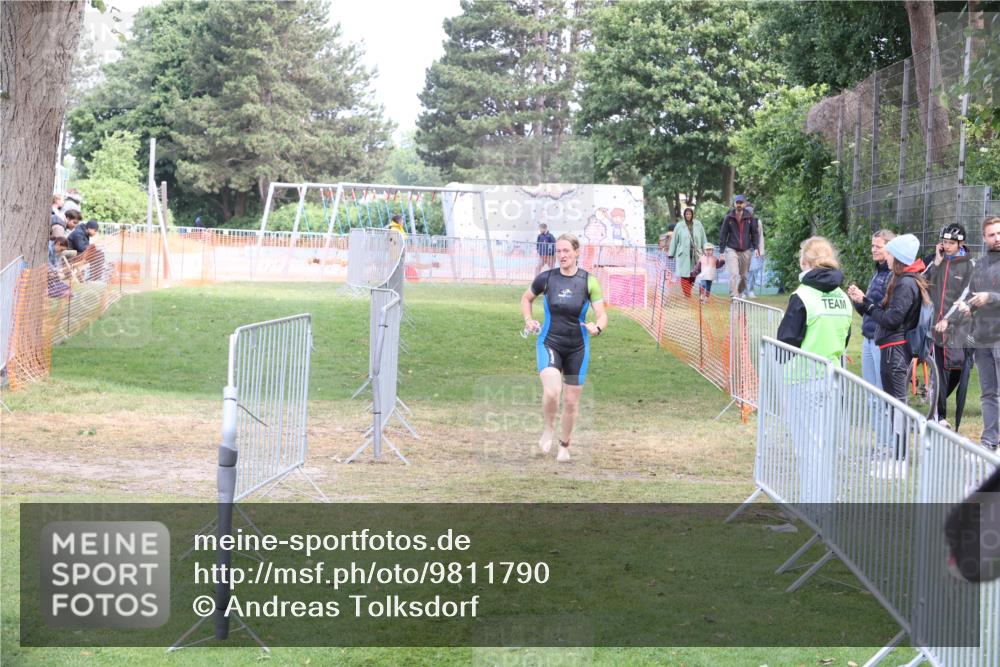 14.06.2026 - 7 Türme Triathlon Andreas Tolksdorf http://msf.ph/oto/9811790 14.06.2026 10:57:15 Schwimmen  meine-sportfotos.de