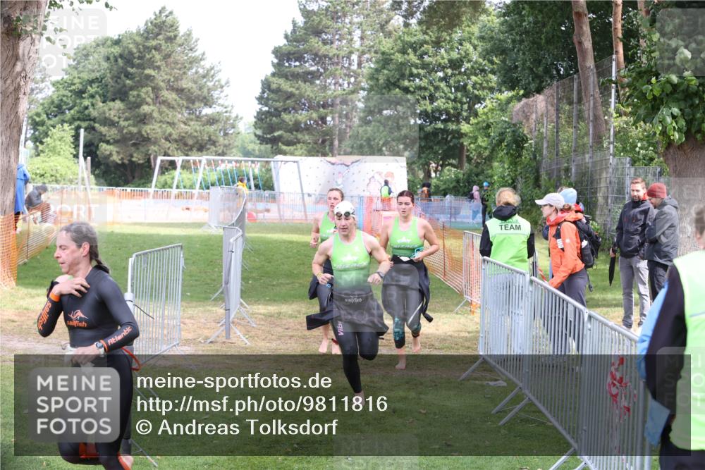 14.06.2026 - 7 Türme Triathlon Andreas Tolksdorf http://msf.ph/oto/9811816 14.06.2026 10:58:08 Schwimmen  meine-sportfotos.de