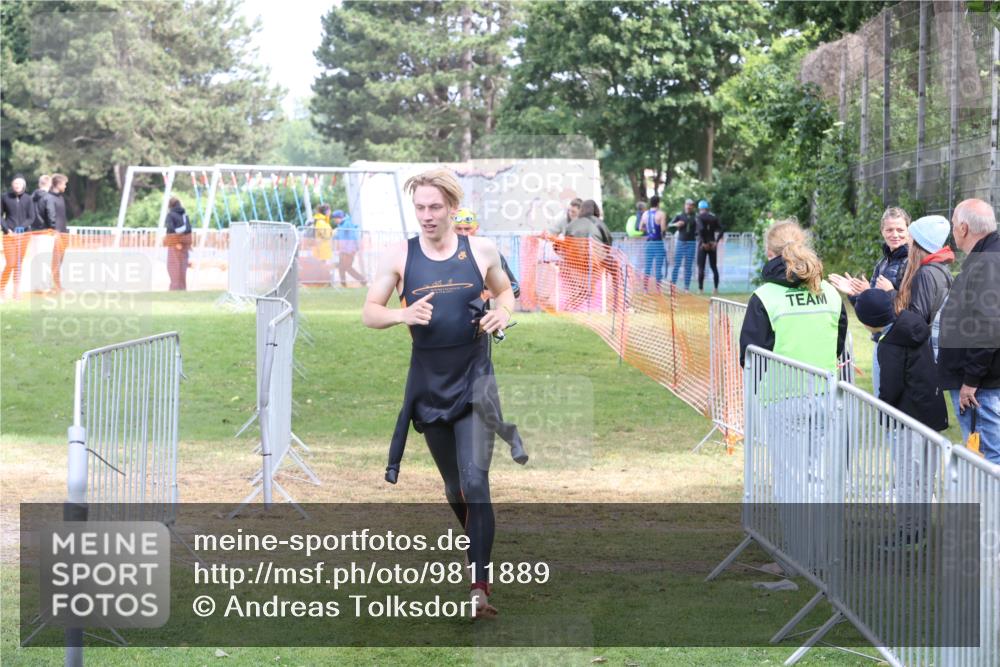 14.06.2026 - 7 Türme Triathlon Andreas Tolksdorf http://msf.ph/oto/9811889 14.06.2026 11:00:34 Schwimmen  meine-sportfotos.de