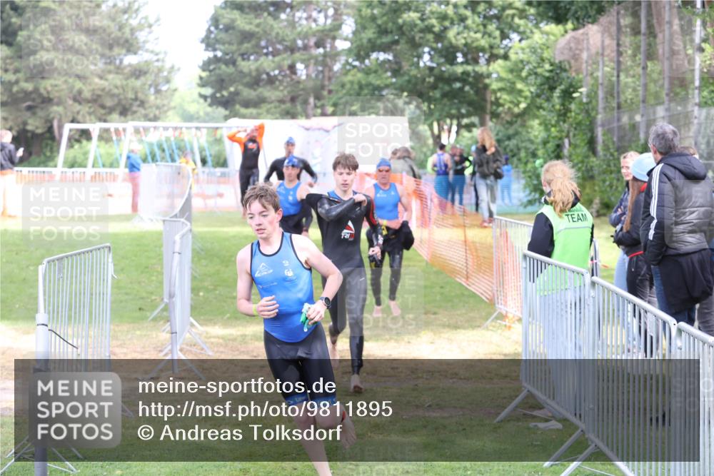 14.06.2026 - 7 Türme Triathlon Andreas Tolksdorf http://msf.ph/oto/9811895 14.06.2026 11:01:27 Schwimmen  meine-sportfotos.de
