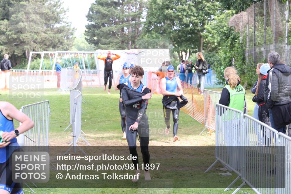 14.06.2026 - 7 Türme Triathlon Andreas Tolksdorf http://msf.ph/oto/9811897 14.06.2026 11:01:28 Schwimmen  meine-sportfotos.de