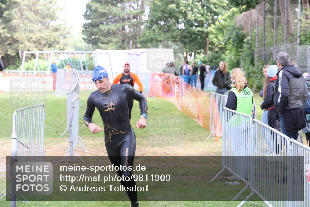14.06.2026 - 7 Türme Triathlon Andreas Tolksdorf http://msf.ph/oto/9811909 14.06.2026 11:01:32 Schwimmen  meine-sportfotos.de