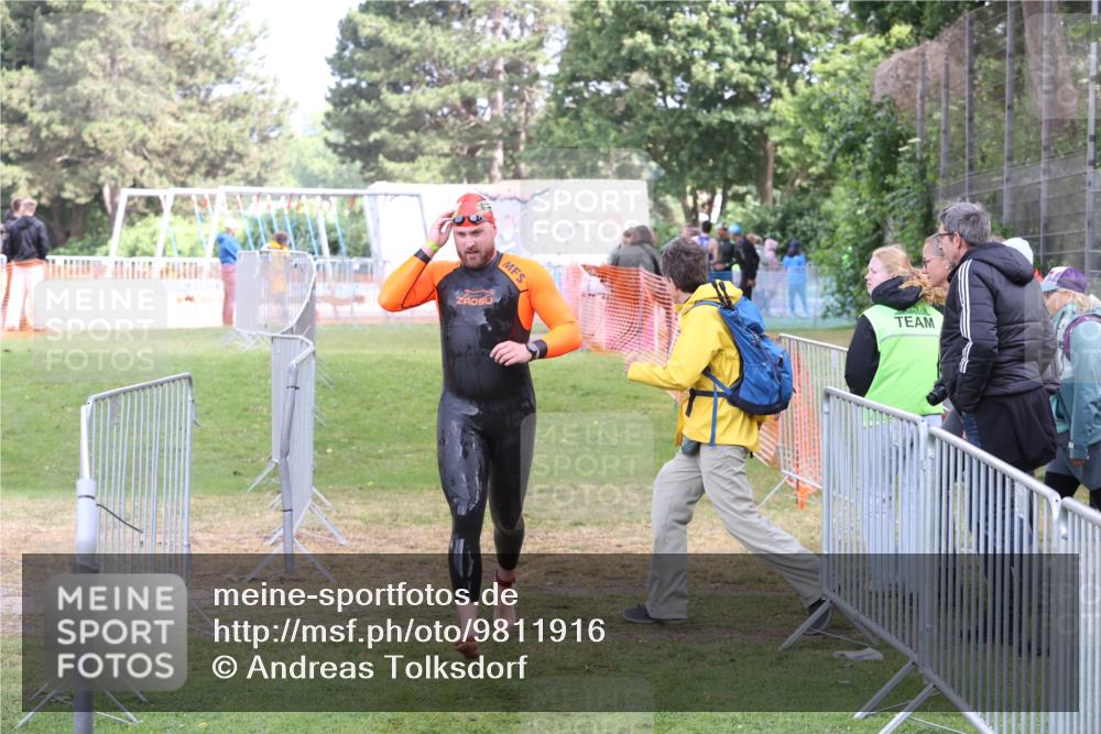 14.06.2026 - 7 Türme Triathlon Andreas Tolksdorf http://msf.ph/oto/9811916 14.06.2026 11:01:35 Schwimmen  meine-sportfotos.de