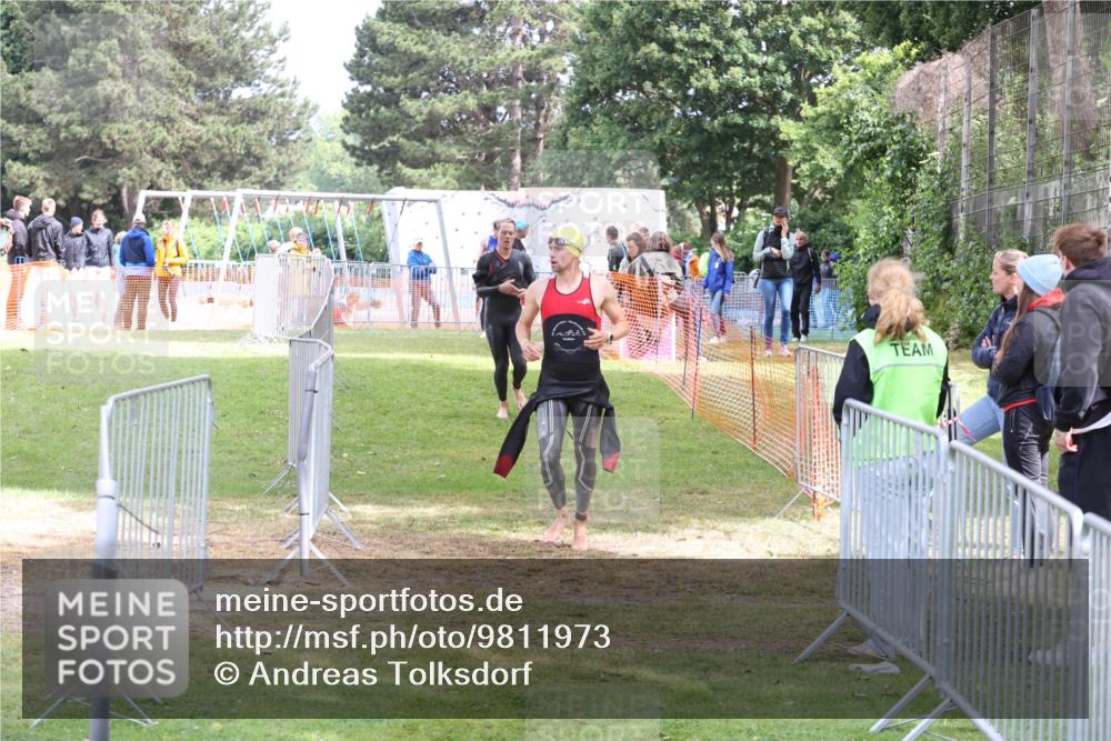 14.06.2026 - 7 Türme Triathlon Andreas Tolksdorf http://msf.ph/oto/9811973 14.06.2026 11:03:44 Schwimmen  meine-sportfotos.de
