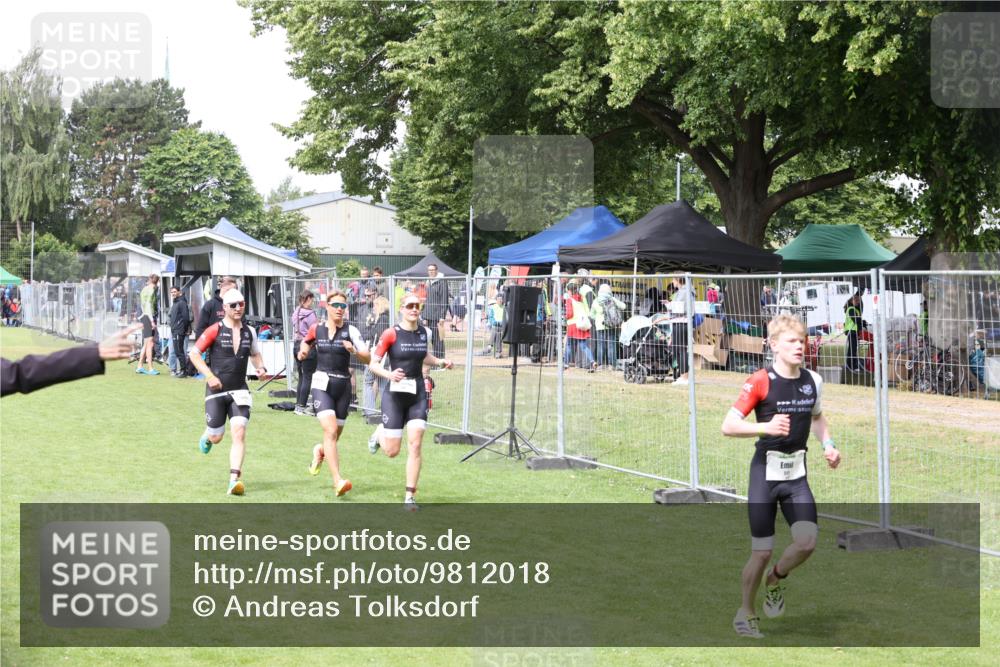 14.06.2026 - 7 Türme Triathlon Andreas Tolksdorf http://msf.ph/oto/9812018 14.06.2026 11:20:38 Schwimmen  meine-sportfotos.de