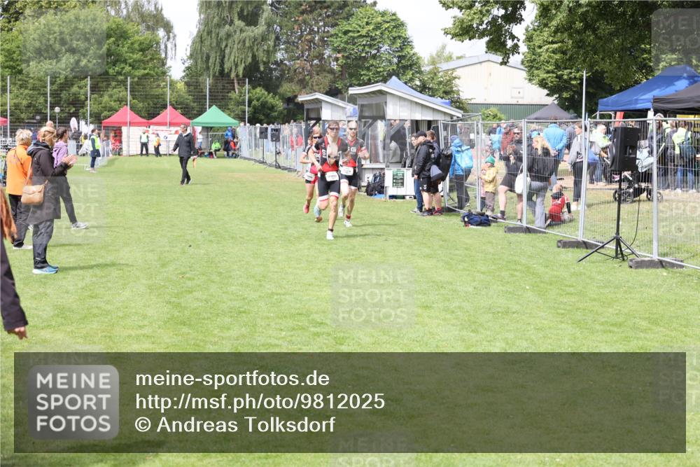14.06.2026 - 7 Türme Triathlon Andreas Tolksdorf http://msf.ph/oto/9812025 14.06.2026 11:22:52 Schwimmen  meine-sportfotos.de