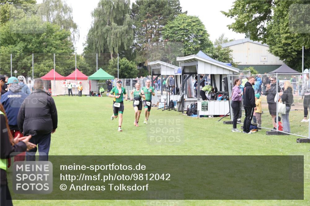 14.06.2026 - 7 Türme Triathlon Andreas Tolksdorf http://msf.ph/oto/9812042 14.06.2026 11:25:56 Schwimmen  meine-sportfotos.de