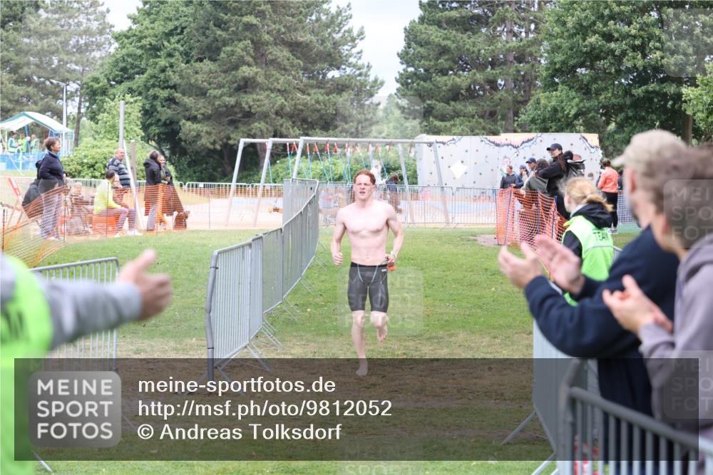 14.06.2026 - 7 Türme Triathlon Andreas Tolksdorf http://msf.ph/oto/9812052 14.06.2026 11:26:54 Schwimmen  meine-sportfotos.de