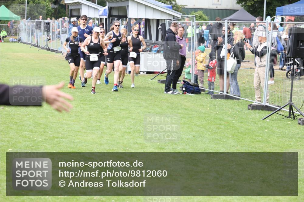 14.06.2026 - 7 Türme Triathlon Andreas Tolksdorf http://msf.ph/oto/9812060 14.06.2026 11:27:27 Schwimmen  meine-sportfotos.de