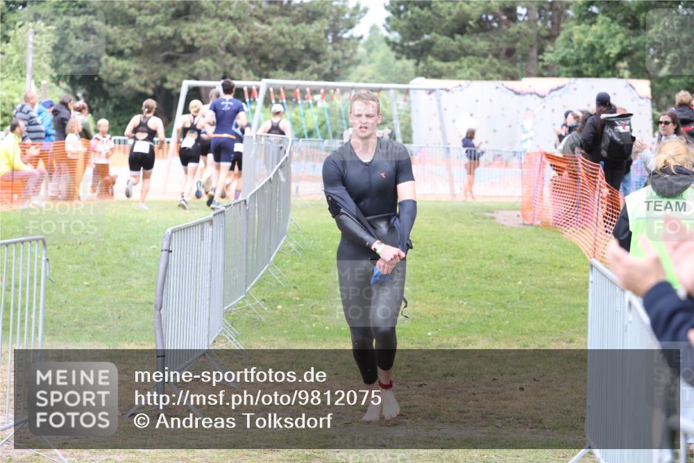 14.06.2026 - 7 Türme Triathlon Andreas Tolksdorf http://msf.ph/oto/9812075 14.06.2026 11:27:45 Schwimmen  meine-sportfotos.de