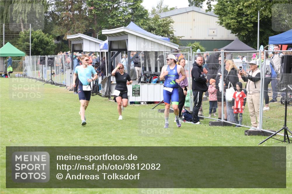 14.06.2026 - 7 Türme Triathlon Andreas Tolksdorf http://msf.ph/oto/9812082 14.06.2026 11:27:52 Schwimmen  meine-sportfotos.de