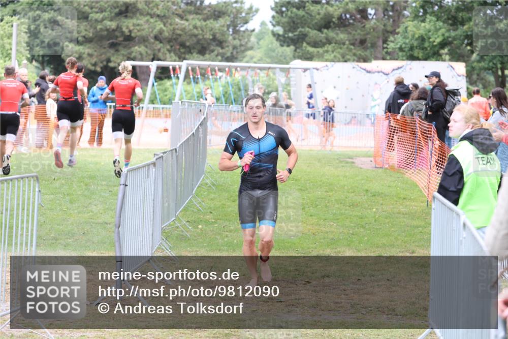 14.06.2026 - 7 Türme Triathlon Andreas Tolksdorf http://msf.ph/oto/9812090 14.06.2026 11:27:58 Schwimmen  meine-sportfotos.de