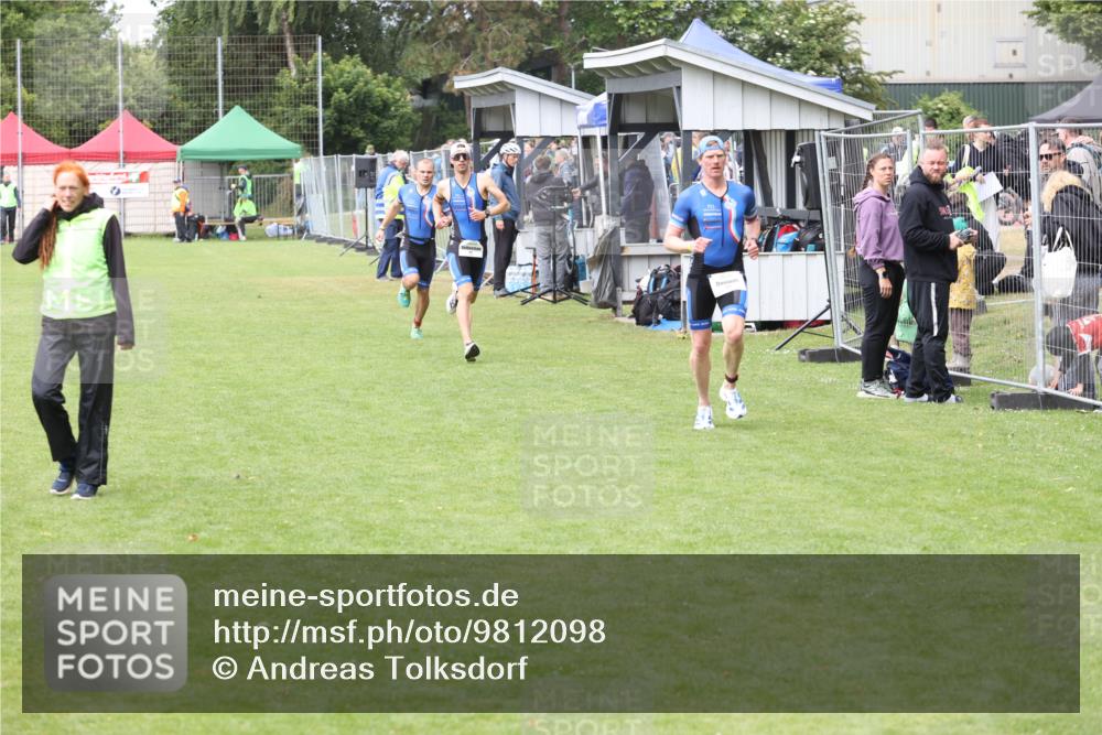 14.06.2026 - 7 Türme Triathlon Andreas Tolksdorf http://msf.ph/oto/9812098 14.06.2026 11:28:16 Schwimmen  meine-sportfotos.de