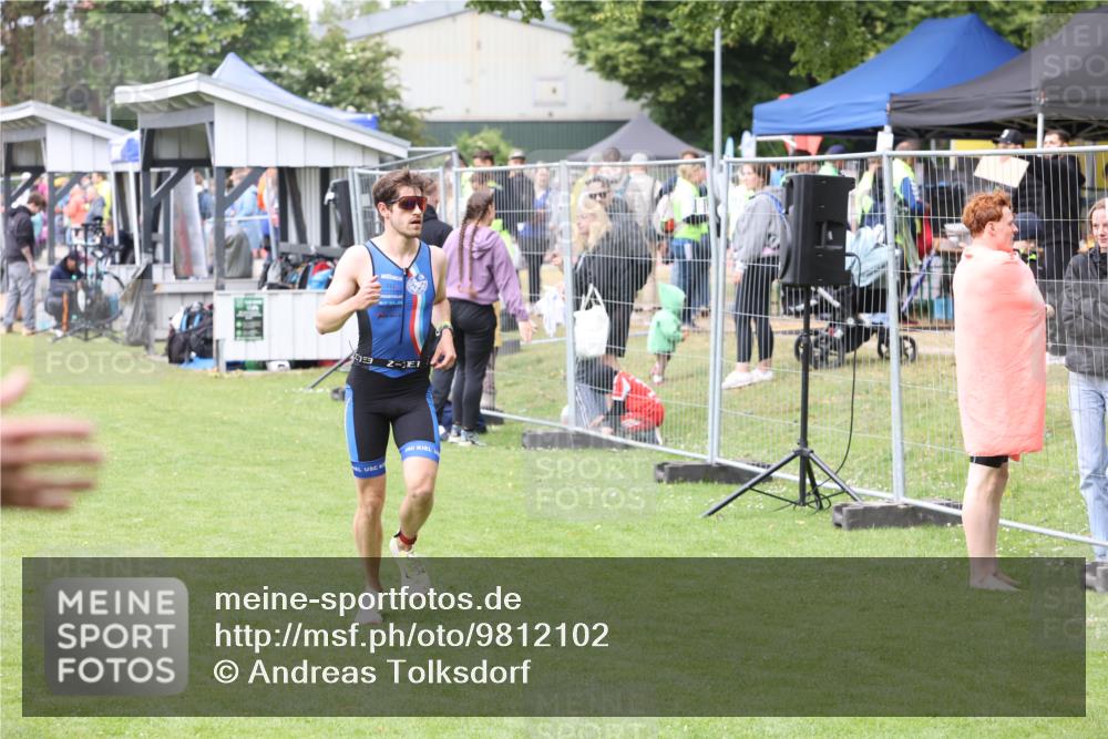 14.06.2026 - 7 Türme Triathlon Andreas Tolksdorf http://msf.ph/oto/9812102 14.06.2026 11:28:50 Schwimmen  meine-sportfotos.de
