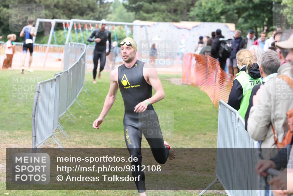 14.06.2026 - 7 Türme Triathlon Andreas Tolksdorf http://msf.ph/oto/9812108 14.06.2026 11:29:03 Schwimmen  meine-sportfotos.de