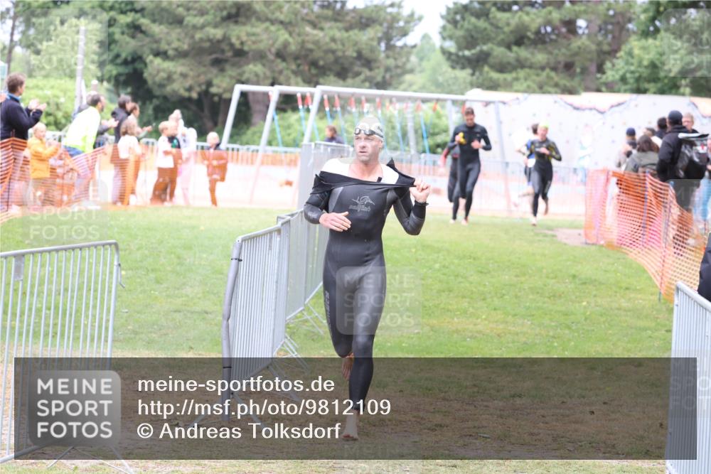 14.06.2026 - 7 Türme Triathlon Andreas Tolksdorf http://msf.ph/oto/9812109 14.06.2026 11:29:07 Schwimmen  meine-sportfotos.de