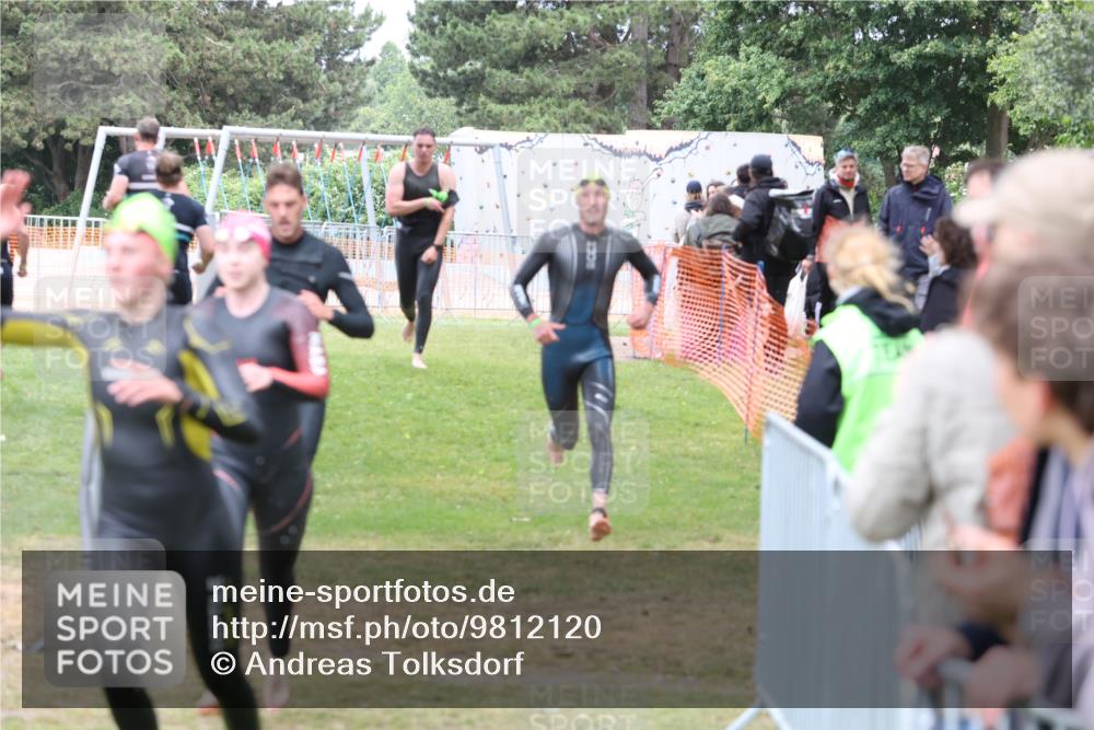 14.06.2026 - 7 Türme Triathlon Andreas Tolksdorf http://msf.ph/oto/9812120 14.06.2026 11:29:14 Schwimmen  meine-sportfotos.de