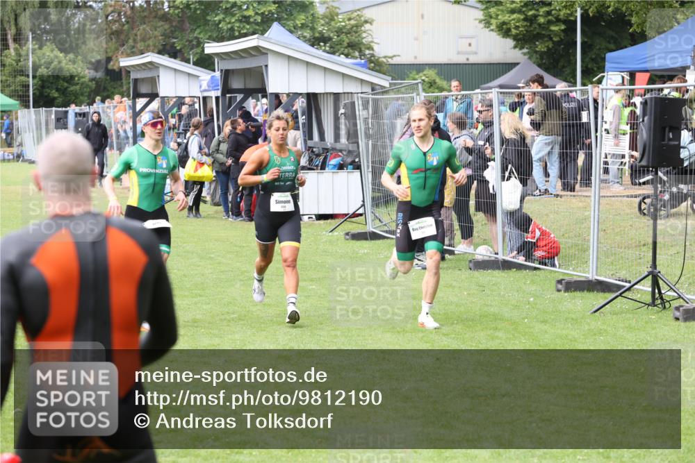 14.06.2026 - 7 Türme Triathlon Andreas Tolksdorf http://msf.ph/oto/9812190 14.06.2026 11:30:28 Schwimmen  meine-sportfotos.de