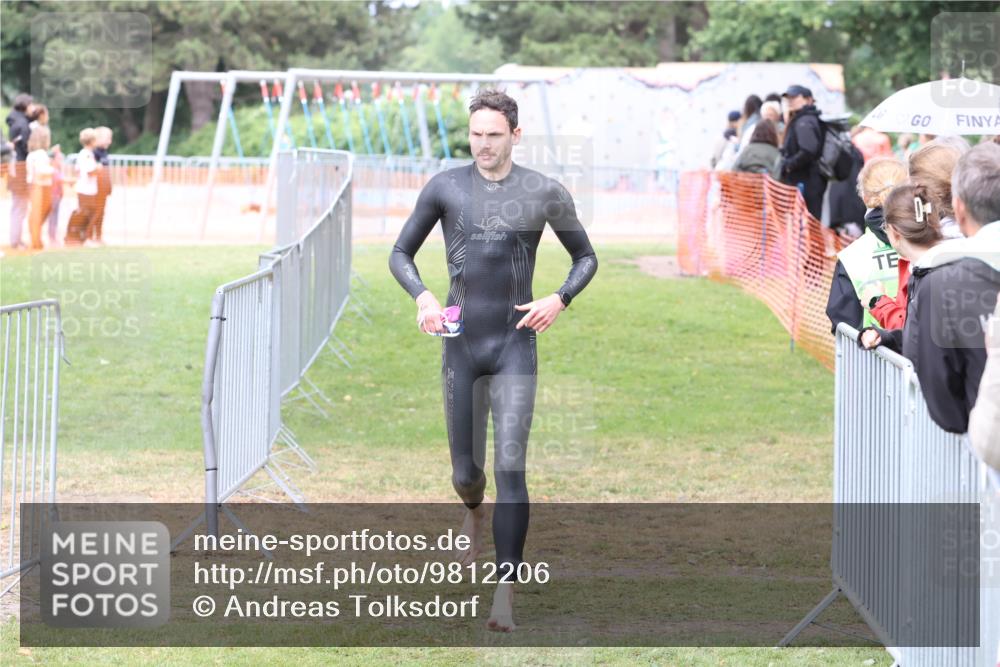 14.06.2026 - 7 Türme Triathlon Andreas Tolksdorf http://msf.ph/oto/9812206 14.06.2026 11:30:47 Schwimmen  meine-sportfotos.de