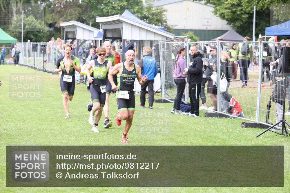 14.06.2026 - 7 Türme Triathlon Andreas Tolksdorf http://msf.ph/oto/9812217 14.06.2026 11:31:07 Schwimmen  meine-sportfotos.de