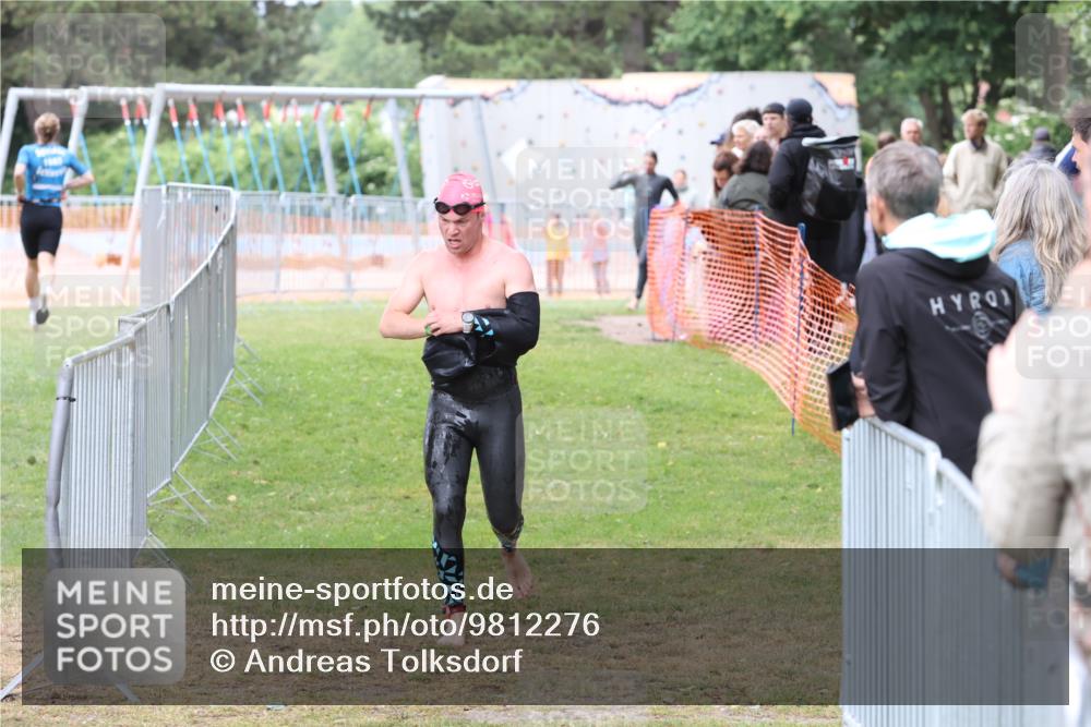 14.06.2026 - 7 Türme Triathlon Andreas Tolksdorf http://msf.ph/oto/9812276 14.06.2026 11:32:23 Schwimmen  meine-sportfotos.de