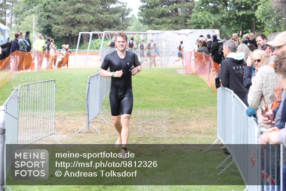 14.06.2026 - 7 Türme Triathlon Andreas Tolksdorf http://msf.ph/oto/9812326 14.06.2026 11:33:04 Schwimmen  meine-sportfotos.de