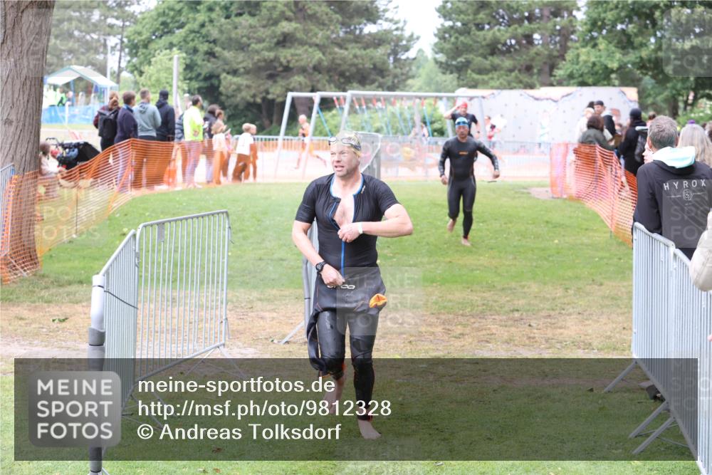 14.06.2026 - 7 Türme Triathlon Andreas Tolksdorf http://msf.ph/oto/9812328 14.06.2026 11:33:17 Schwimmen  meine-sportfotos.de