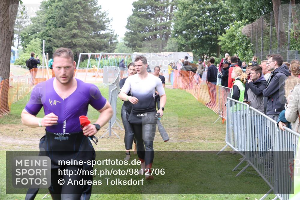 14.06.2026 - 7 Türme Triathlon Andreas Tolksdorf http://msf.ph/oto/9812706 14.06.2026 11:42:22 Schwimmen  meine-sportfotos.de