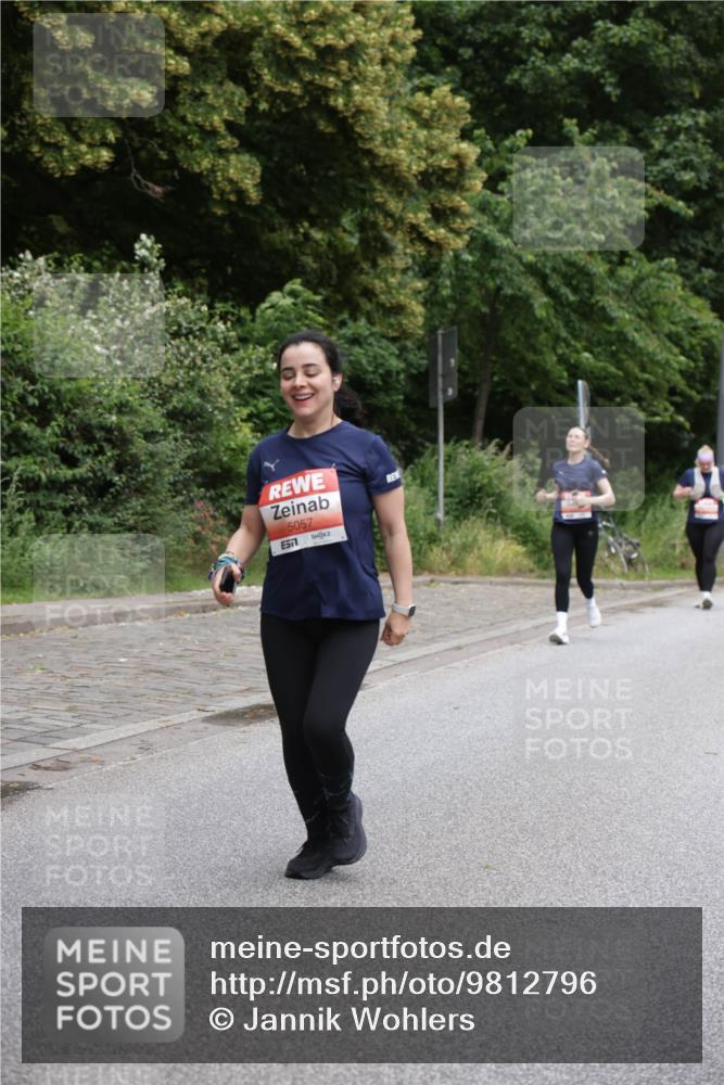 14.06.2026 - REWE Women's Run Jannik Wohlers http://msf.ph/oto/9812796 14.06.2026 11:05:43 Laufen 5057, 657 meine-sportfotos.de