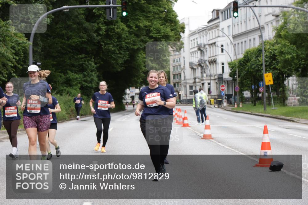 14.06.2026 - REWE Women's Run Jannik Wohlers http://msf.ph/oto/9812829 14.06.2026 11:05:49 Laufen 6059, 517, 01, 5678 meine-sportfotos.de