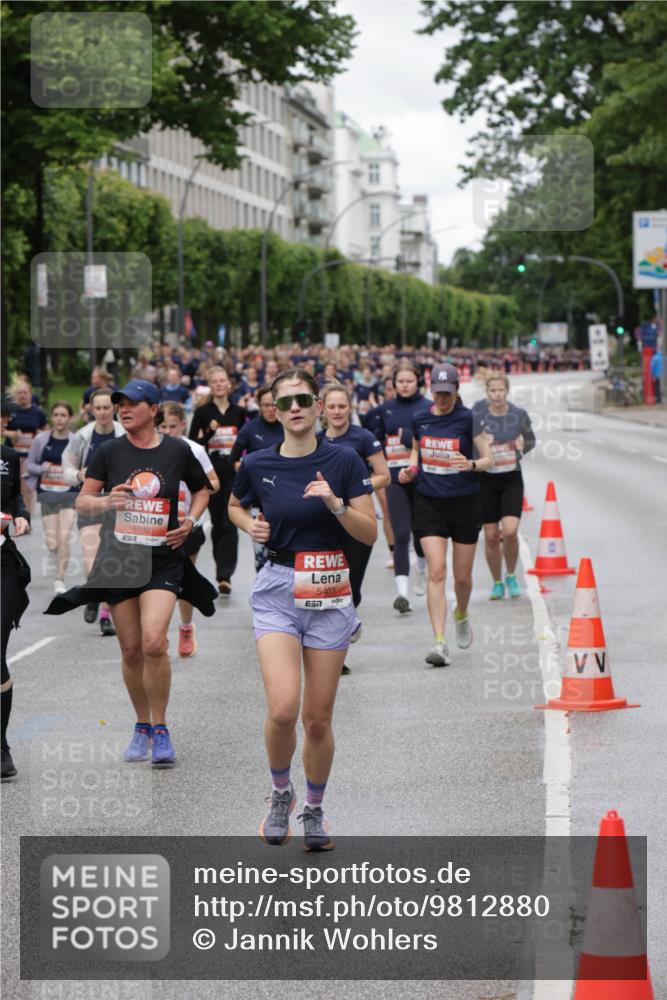 14.06.2026 - REWE Women's Run Jannik Wohlers http://msf.ph/oto/9812880 14.06.2026 10:39:20 Laufen 5212, 7, 5403, 7, 1, 1 meine-sportfotos.de