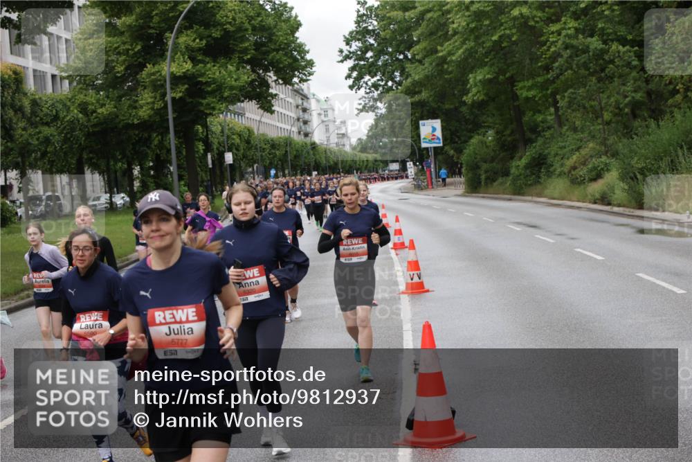 14.06.2026 - REWE Women's Run Jannik Wohlers http://msf.ph/oto/9812937 14.06.2026 10:39:26 Laufen 5590, 6777, 5320, 1577 meine-sportfotos.de