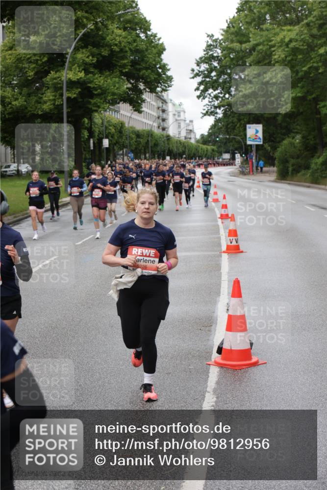 14.06.2026 - REWE Women's Run Jannik Wohlers http://msf.ph/oto/9812956 14.06.2026 10:39:29 Laufen 5226 meine-sportfotos.de