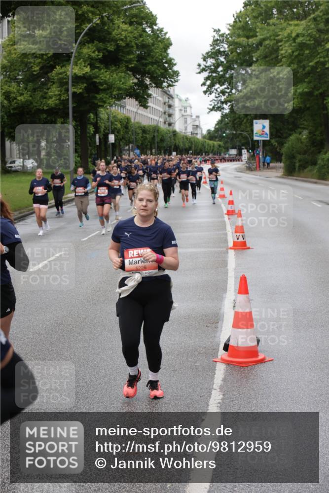 14.06.2026 - REWE Women's Run Jannik Wohlers http://msf.ph/oto/9812959 14.06.2026 10:39:29 Laufen 5226 meine-sportfotos.de