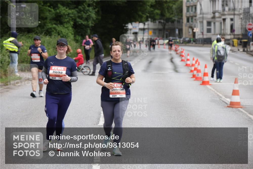 14.06.2026 - REWE Women's Run Jannik Wohlers http://msf.ph/oto/9813054 14.06.2026 11:06:39 Laufen 5558, 7, 5405, 7 meine-sportfotos.de
