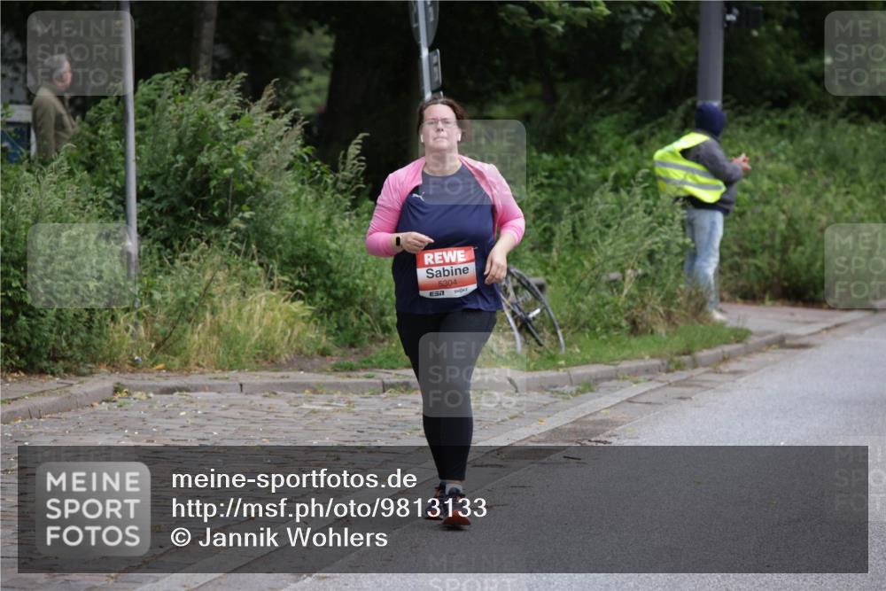 14.06.2026 - REWE Women's Run Jannik Wohlers http://msf.ph/oto/9813133 14.06.2026 11:06:57 Laufen 5304 meine-sportfotos.de