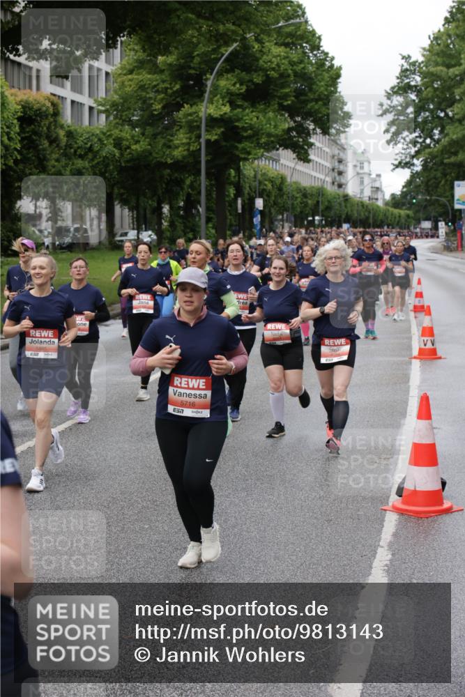 14.06.2026 - REWE Women's Run Jannik Wohlers http://msf.ph/oto/9813143 14.06.2026 10:39:50 Laufen 5885, 5716, 7 meine-sportfotos.de