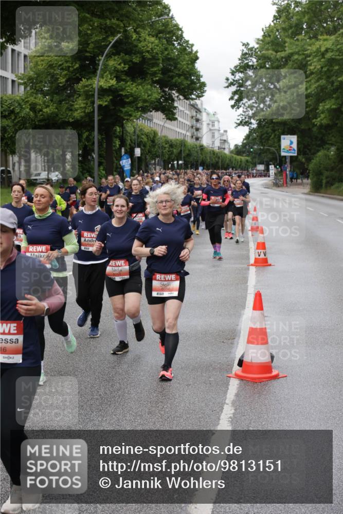 14.06.2026 - REWE Women's Run Jannik Wohlers http://msf.ph/oto/9813151 14.06.2026 10:39:50 Laufen 16, 6, 00, 6054, 6056 meine-sportfotos.de