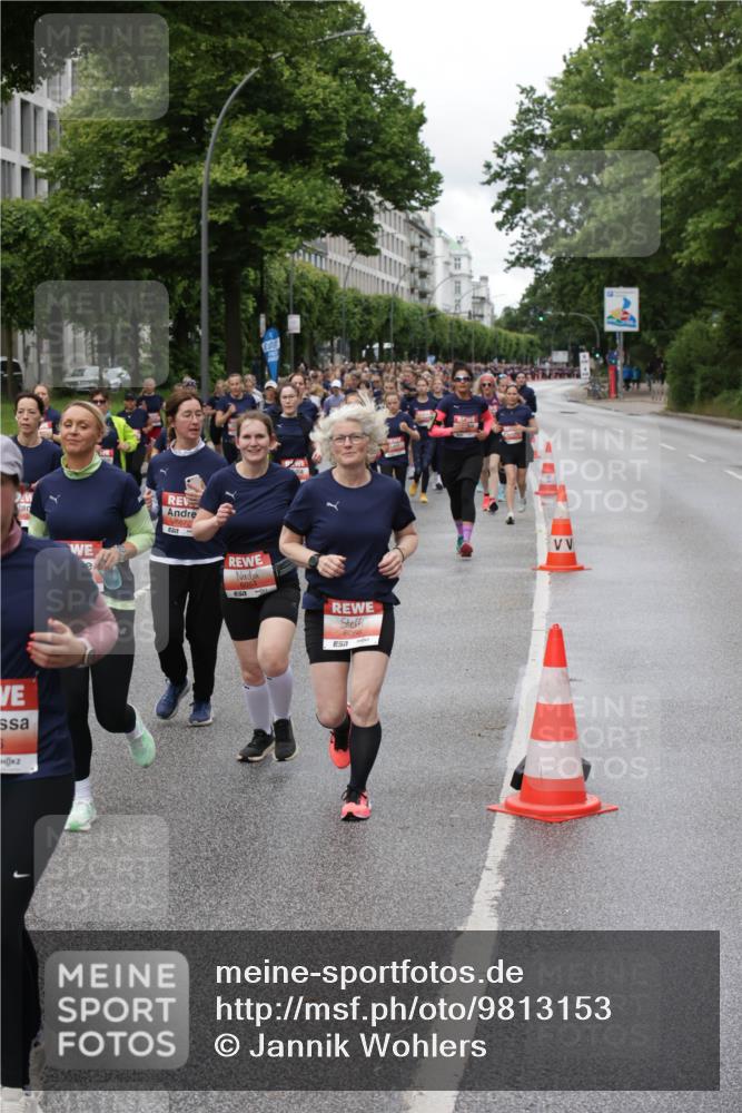 14.06.2026 - REWE Women's Run Jannik Wohlers http://msf.ph/oto/9813153 14.06.2026 10:39:50 Laufen 5672, 6056, 1 meine-sportfotos.de