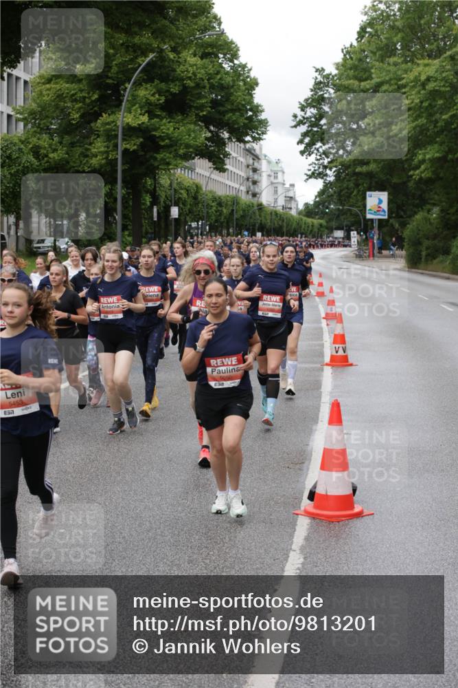14.06.2026 - REWE Women's Run Jannik Wohlers http://msf.ph/oto/9813201 14.06.2026 10:39:56 Laufen 5453, 7, 5050 meine-sportfotos.de