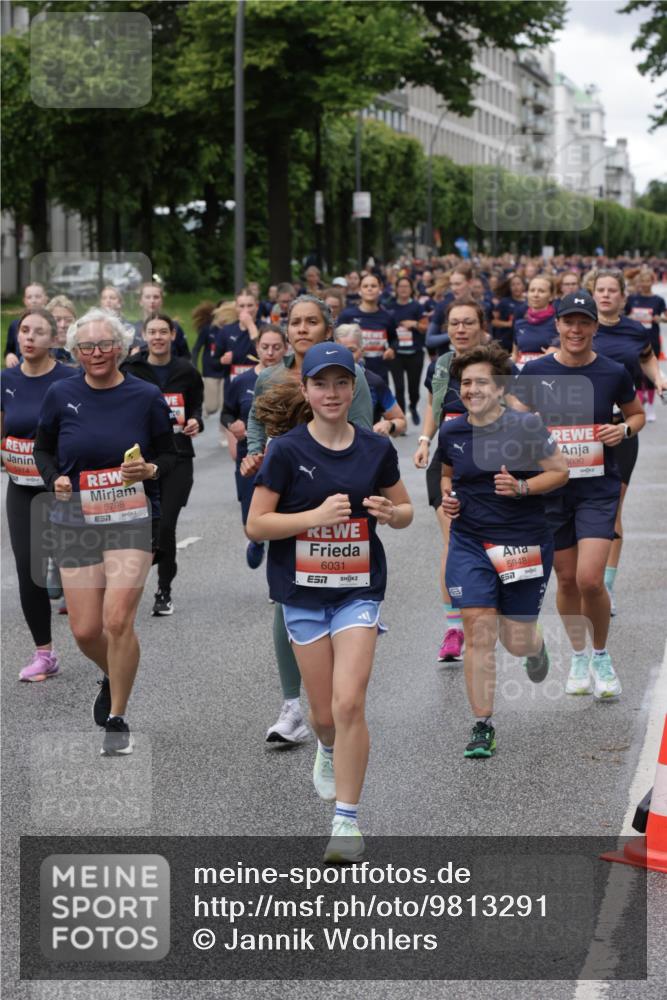 14.06.2026 - REWE Women's Run Jannik Wohlers http://msf.ph/oto/9813291 14.06.2026 10:40:08 Laufen 5914, 5798, 7, 6031, 5948, 57, 6030 meine-sportfotos.de