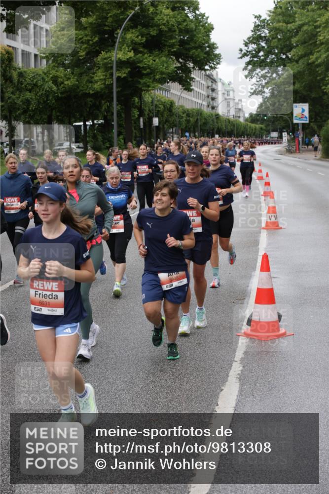 14.06.2026 - REWE Women's Run Jannik Wohlers http://msf.ph/oto/9813308 14.06.2026 10:40:09 Laufen 5751, 6031, 5948 meine-sportfotos.de