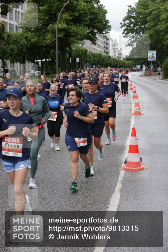 14.06.2026 - REWE Women's Run Jannik Wohlers http://msf.ph/oto/9813315 14.06.2026 10:40:09 Laufen 6031, 7, 5948, 577 meine-sportfotos.de
