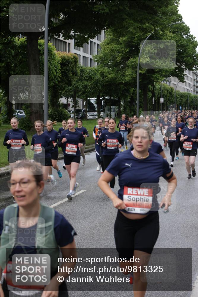 14.06.2026 - REWE Women's Run Jannik Wohlers http://msf.ph/oto/9813325 14.06.2026 10:40:12 Laufen 6710, 6571, 5142, 57 meine-sportfotos.de