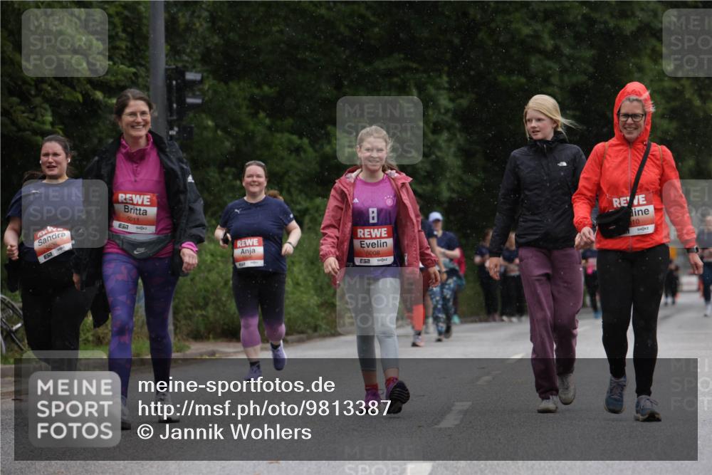 14.06.2026 - REWE Women's Run Jannik Wohlers http://msf.ph/oto/9813387 14.06.2026 11:08:15 Laufen 7, 5011, 5008, 10 meine-sportfotos.de