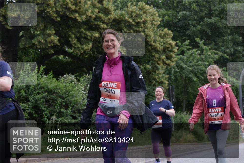 14.06.2026 - REWE Women's Run Jannik Wohlers http://msf.ph/oto/9813424 14.06.2026 11:08:20 Laufen 5011, 5008, 7 meine-sportfotos.de