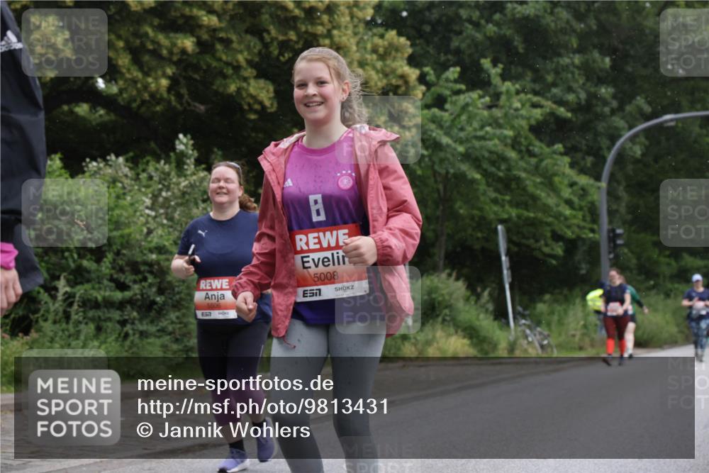 14.06.2026 - REWE Women's Run Jannik Wohlers http://msf.ph/oto/9813431 14.06.2026 11:08:21 Laufen 5506, 57, 5008 meine-sportfotos.de