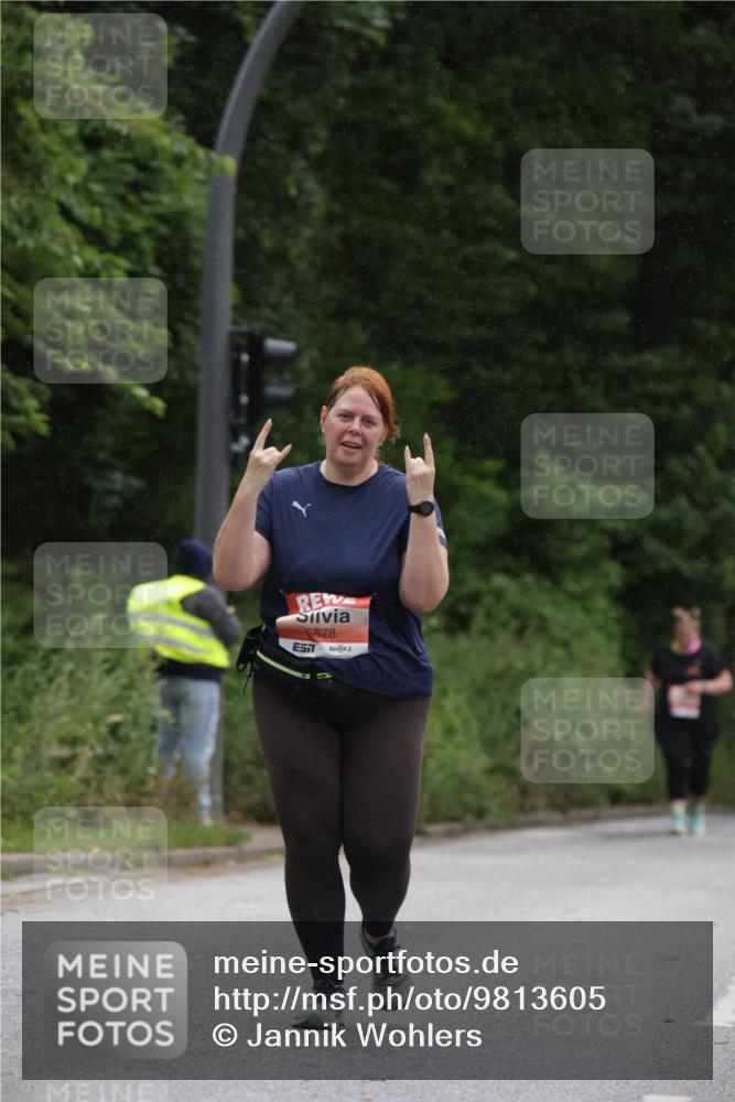 14.06.2026 - REWE Women's Run Jannik Wohlers http://msf.ph/oto/9813605 14.06.2026 11:09:11 Laufen 6878 meine-sportfotos.de