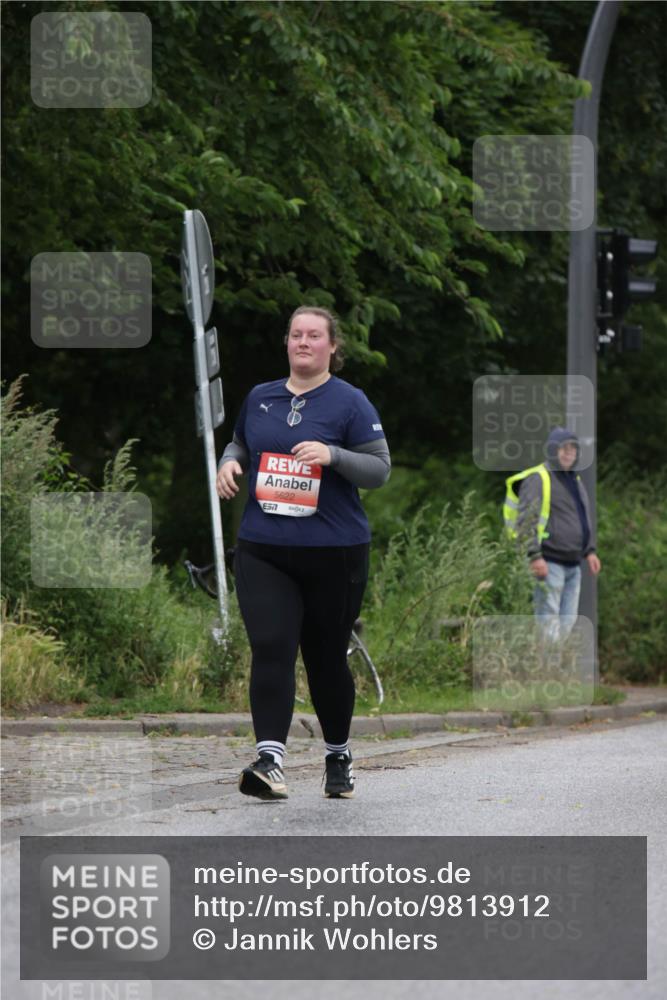 14.06.2026 - REWE Women's Run Jannik Wohlers http://msf.ph/oto/9813912 14.06.2026 11:11:56 Laufen 5622, 7 meine-sportfotos.de